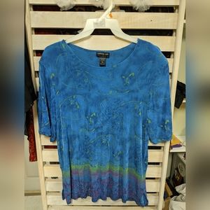 Stretchy abstract slinky top